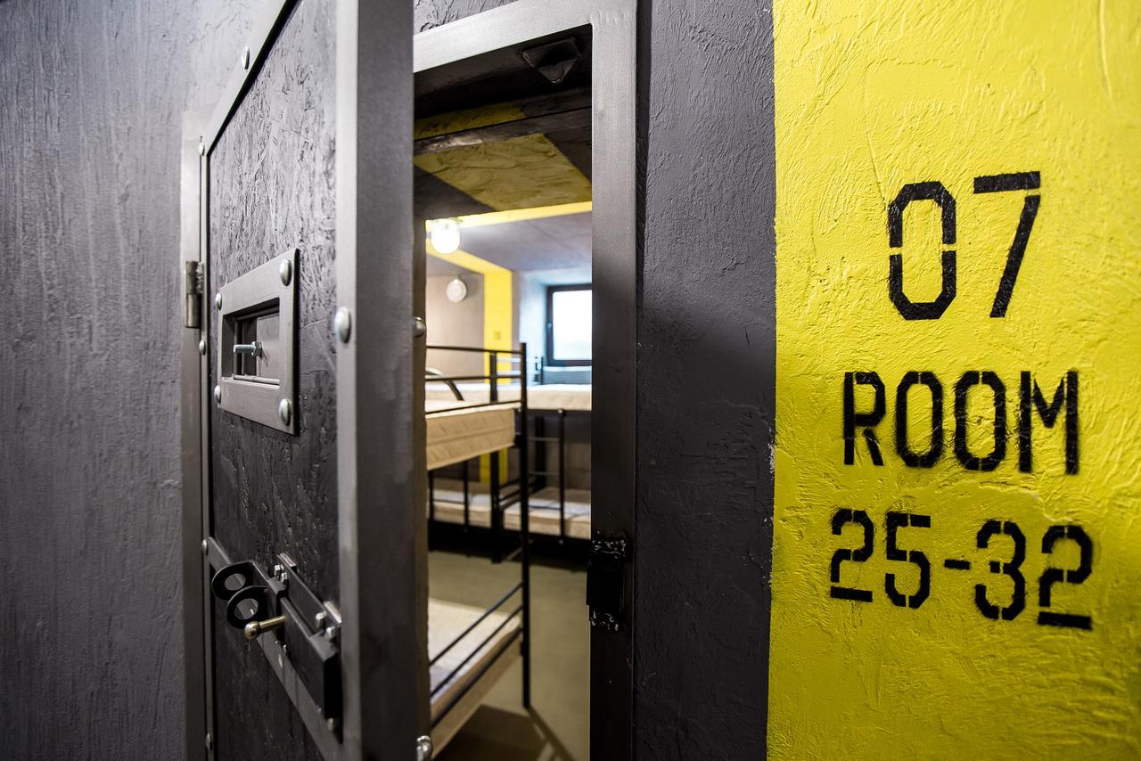 Lviv Loft Prison Hostel Eksteriør bilde