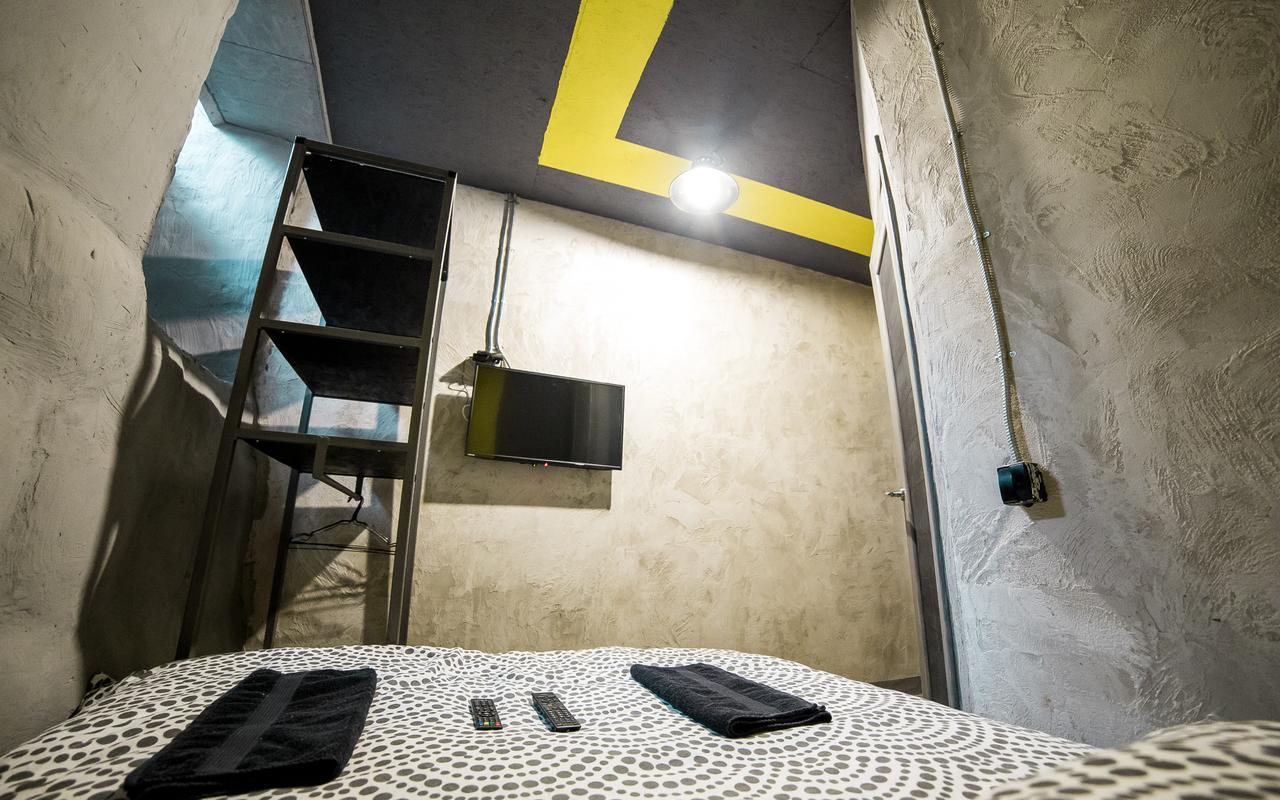 Lviv Loft Prison Hostel Eksteriør bilde