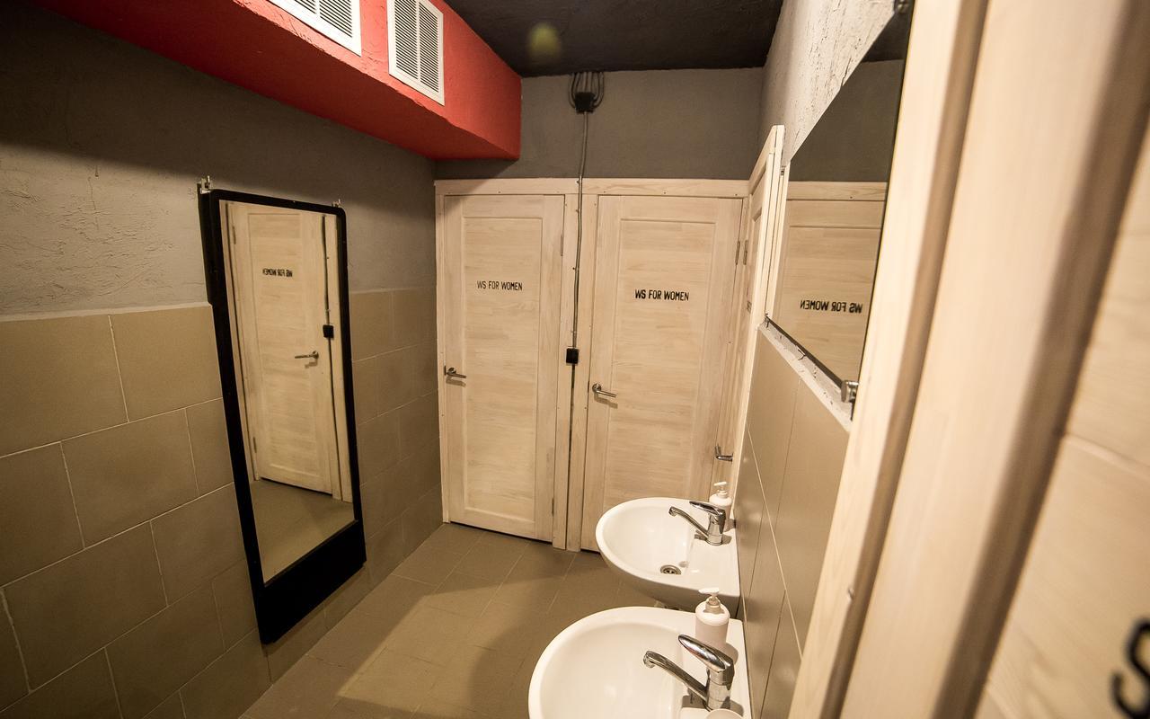 Lviv Loft Prison Hostel Eksteriør bilde
